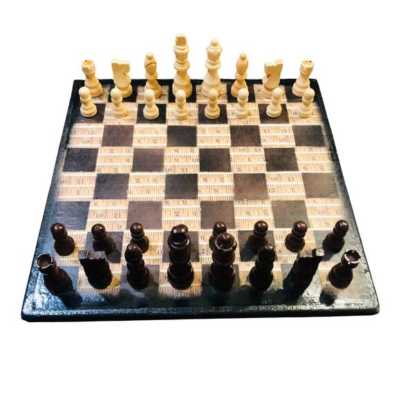 Scrapbook Chess Set - Ruler Pattern - Picture 1 of 12